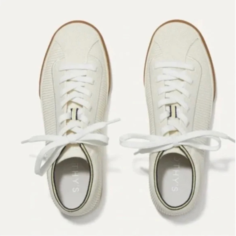 Rothy’s The Lace Up Sneaker in Vanilla